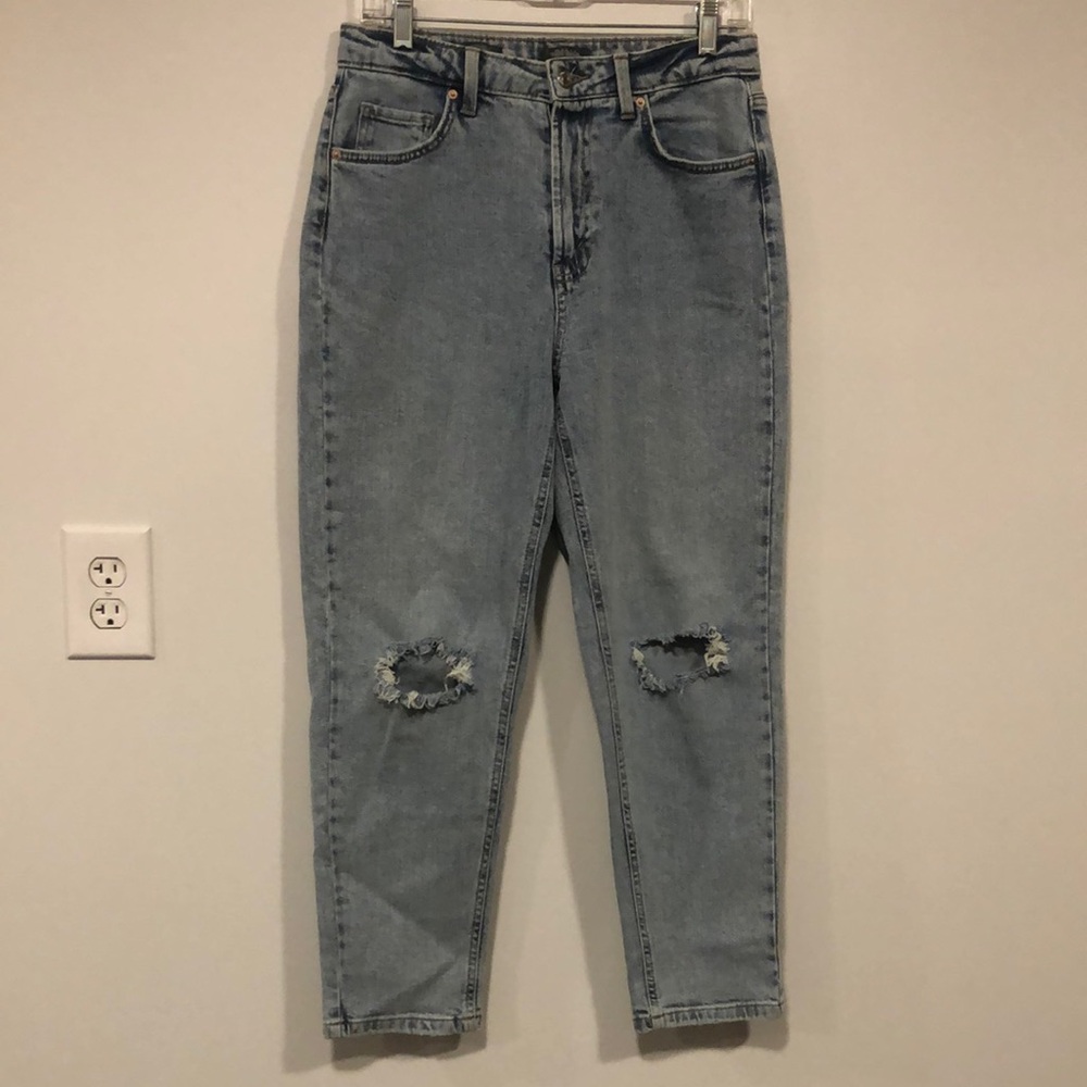 Wild Fable Light Blue Distressed Women's High-Waist Jeans size 6 mom jeans EUC